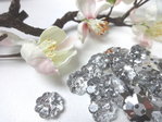 Buttons 12mm acrylic 10 pieces silver flower