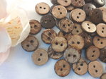 Knöpfe 10mm Kokosnuss Holz 10 Stück braun rund