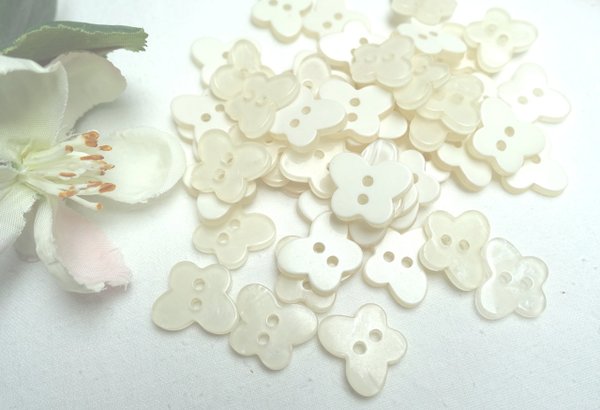 buttons 13mm acrylic 10 pcs white butterfly