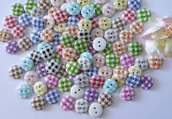 Buttons 15mm wood 10 pieces colorful round checkered