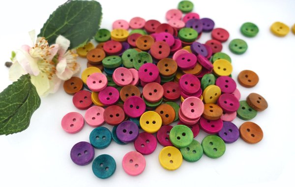 Buttons 15mm wood 10 pieces round 2 hole hollowed colorful