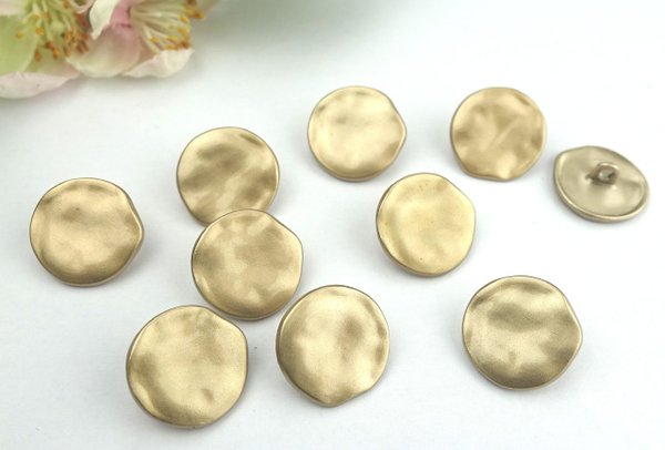 Buttons 18mm round wavy gold eyelet button metal