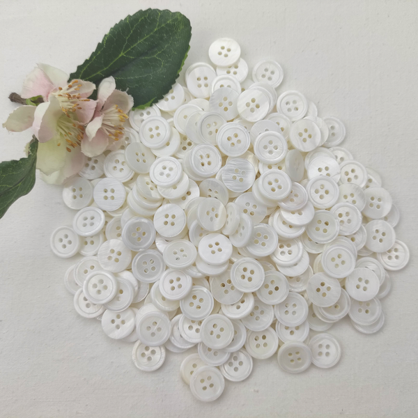 Buttons 12.5 mm mother of pearl 5 pieces white round